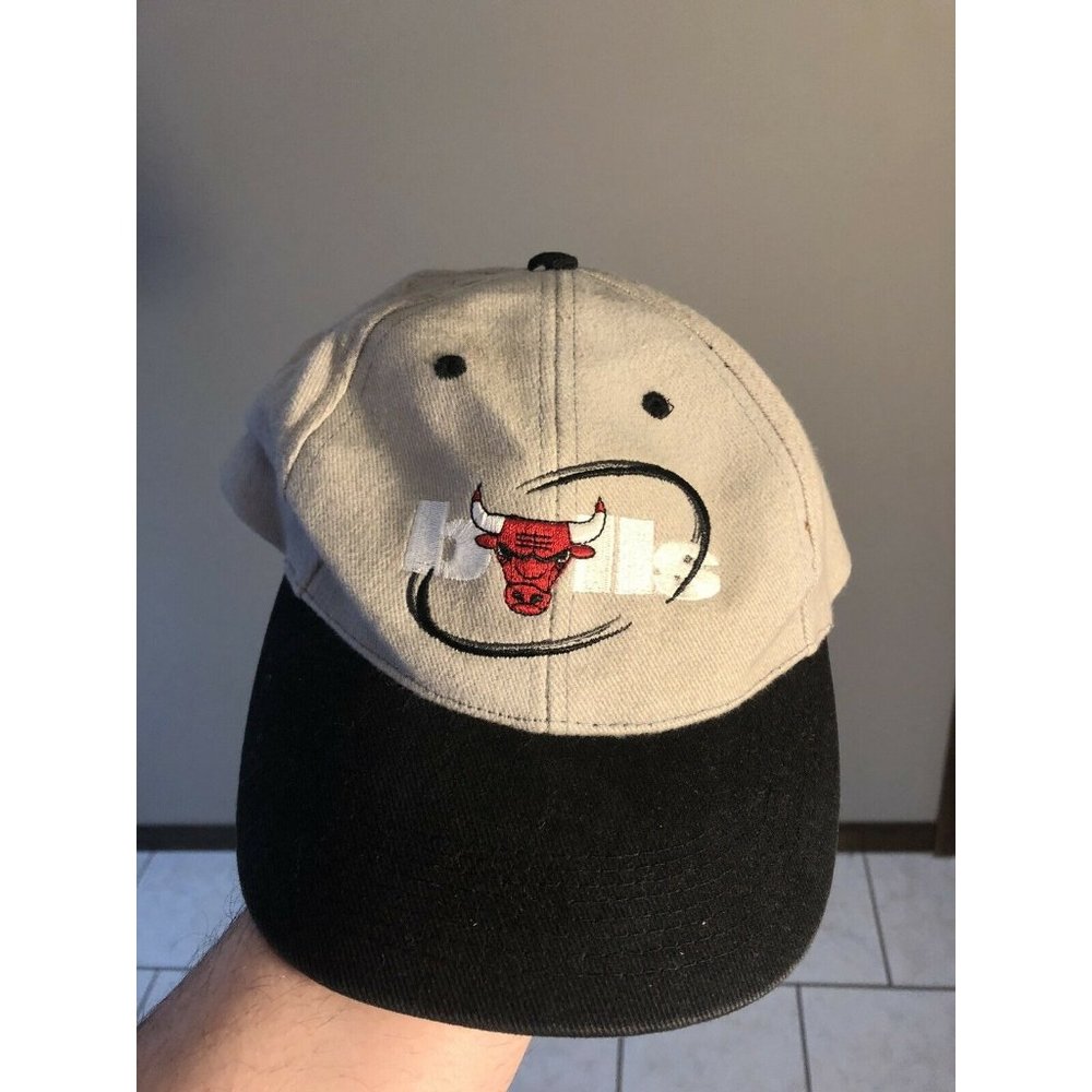 Vintage Chicago Bulls Strapback Hat Cap Sports NBA
